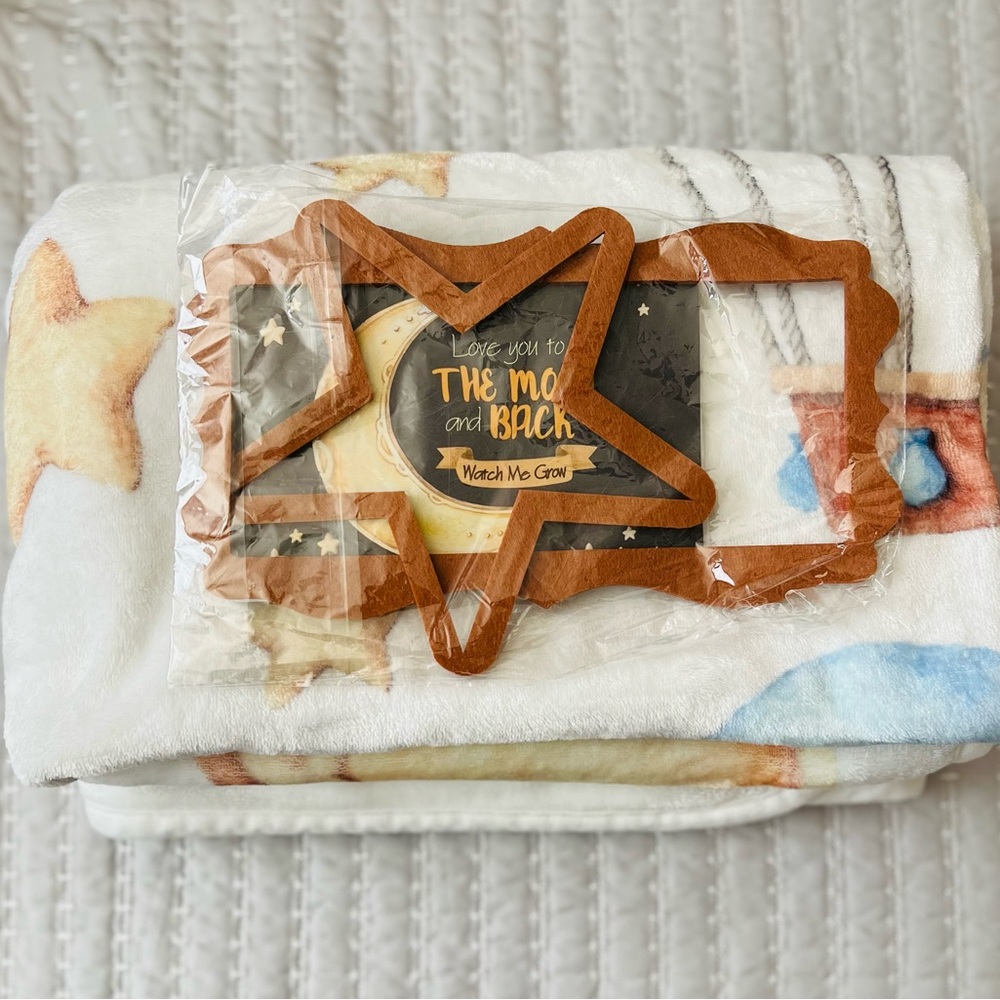 Milestone blanket- “watch me grow” blanket